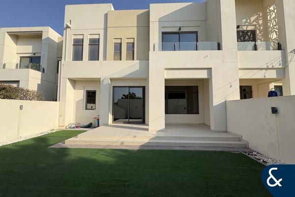 Single Row | Desert Backing | 4 Bed+Maid